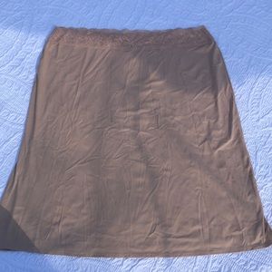 Vassarete Full slip, tan nylon